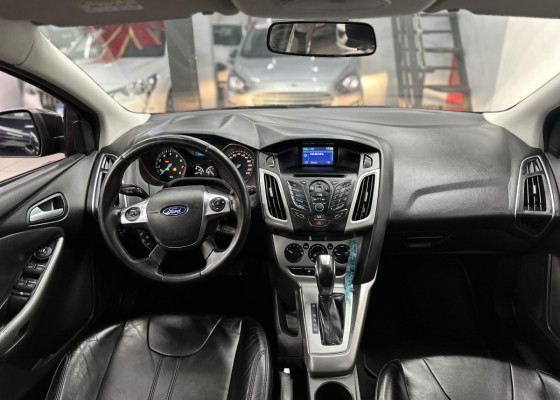 Ford Focus 1.6 S/SE/SE Plus Flex 8V/16V  5p 2014 Flex