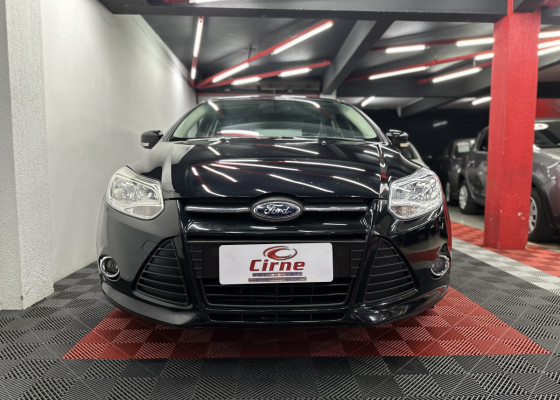 Ford Focus 1.6 S/SE/SE Plus Flex 8V/16V  5p 2014 Flex