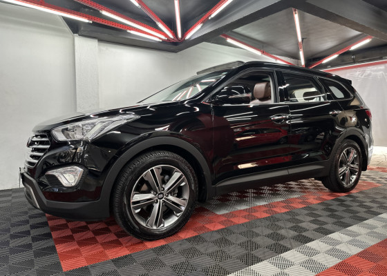 Hyundai Grand Santa Fé  3.3 V6 4X4 7 LUGARES 2016 Gasolina