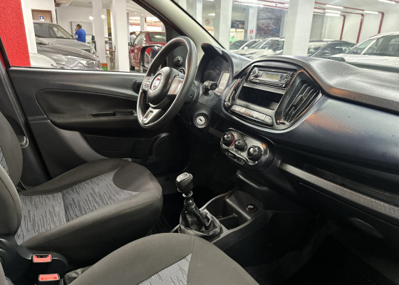 Fiat UNO ATTRACTIVE 1.0 Flex 6V 5p 2017 Flex