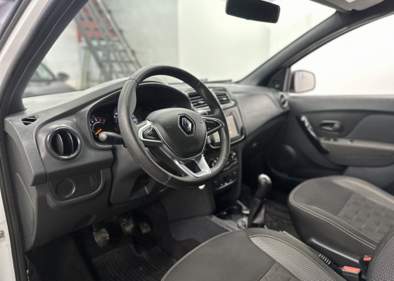 Renault LOGAN Zen Flex 1.0 12V 4p Mec. 2023 Flex