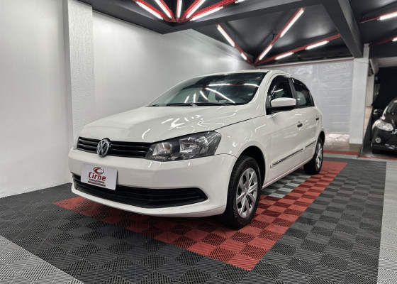 VW - VolksWagen Gol (novo) 1.0 Mi Total Flex 8V 4p 2014 Flex