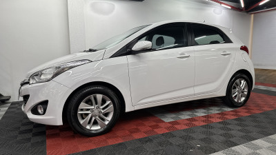 Hyundai HB20 Premium 1.6 Flex 16V Mec. 2014 Flex