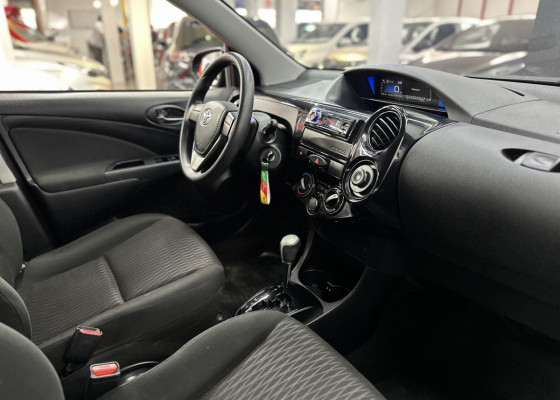 Toyota ETIOS X Sedan 1.5 Flex 16V 4p Aut. 2018 Flex