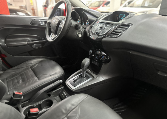 Ford Fiesta TIT./TIT.Plus 1.6 16V Flex Aut. 2015 Flex