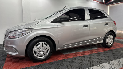 GM - Chevrolet ONIX HATCH Joy 1.0 8V Flex 5p Mec. 2018 Flex