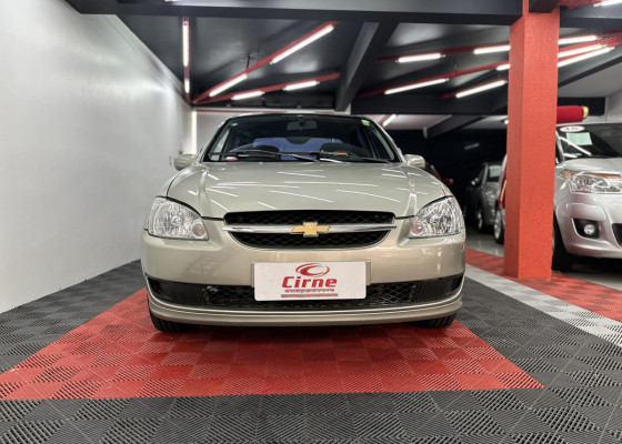 GM - Chevrolet Classic Life/LS 1.0 VHC FlexP. 4p 2011 Flex