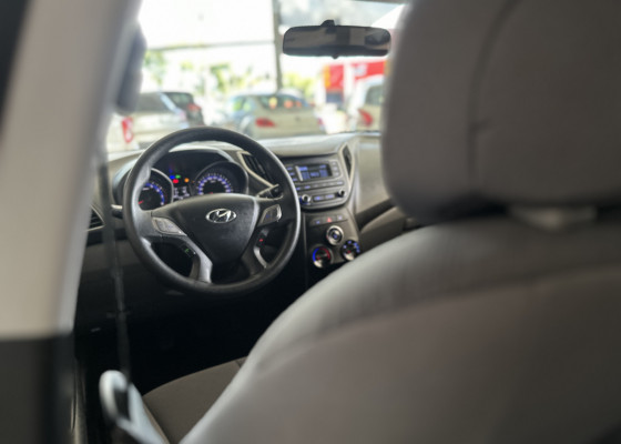 Hyundai HB20S Unique 1.0 Flex 12V Mec. 2019 Flex