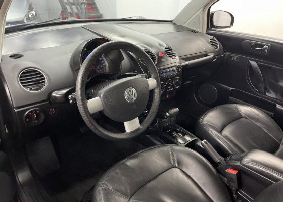 VW - VolksWagen New Beetle 2.0 Mi Mec./Aut. 2009 Gás