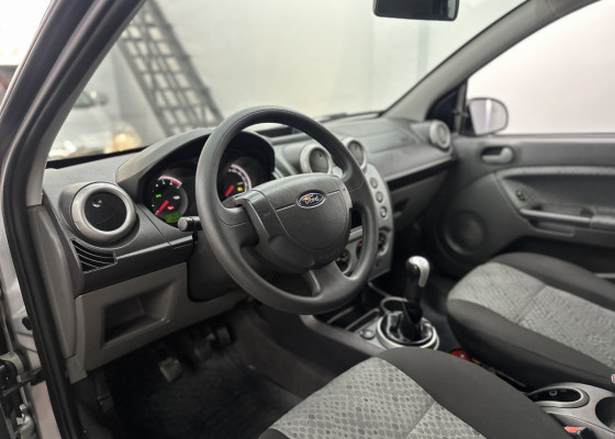 Ford Fiesta SE 1.0 8V Flex 5p 2014 Flex