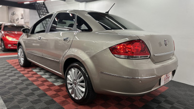 Fiat LINEA ABSOLUTE 1.9/1.8 Flex Dualogic 4p 2012 Flex