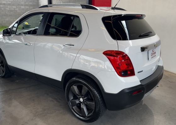 GM - Chevrolet TRACKER LTZ 1.8 16V Flex 4x2 Aut. 2014 Flex