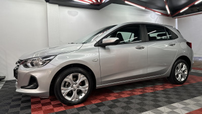 GM - Chevrolet ONIX HATCH LTZ 1.0 12V TB Flex 5p Mec. 2023 Flex