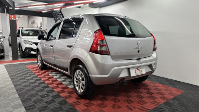 Renault SANDERO Expression Hi-Flex 1.0 16V 5p 2013 Flex