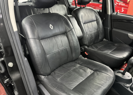 Renault SANDERO Privilège Hi-Flex 1.6 16V 5p Aut 2012 Flex