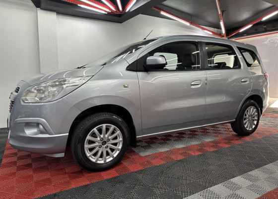 GM - Chevrolet SPIN LT 1.8 8V Econo.Flex 5p Mec. 2013 Flex