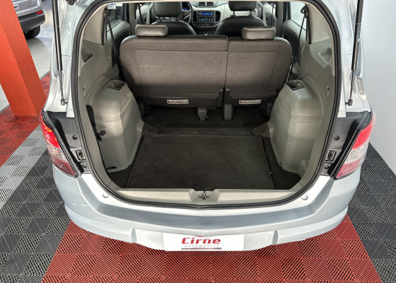 GM - Chevrolet SPIN LT 1.8 8V Econo.Flex 5p Mec. 2013 Flex