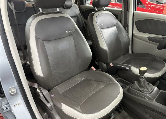 GM - Chevrolet SPIN LT 1.8 8V Econo.Flex 5p Mec. 2013 Flex