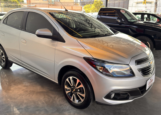 GM - Chevrolet ONIX HATCH LTZ 1.4 8V FlexPower 5p Aut. 2016 Flex