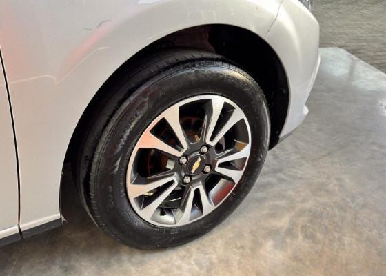 GM - Chevrolet ONIX HATCH LTZ 1.4 8V FlexPower 5p Aut. 2016 Flex