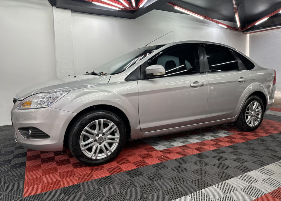 Ford Focus Sedan 2.0 16V/2.0 16V Flex 4p Aut. 2013 Flex