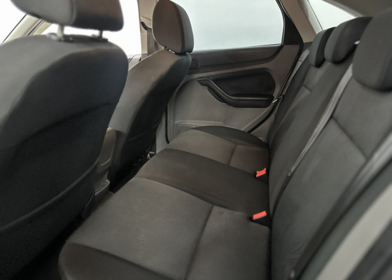 Ford Focus Sedan 2.0 16V/2.0 16V Flex 4p Aut. 2013 Flex