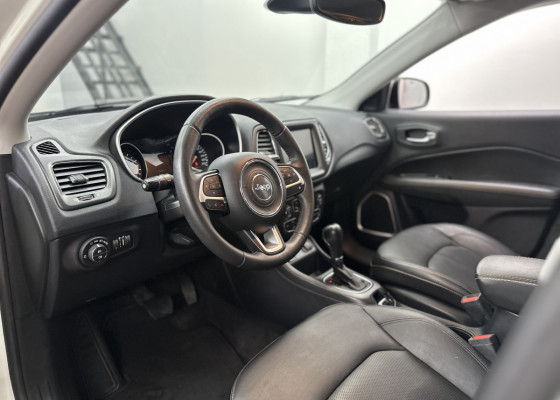 Jeep COMPASS LONGITUDE 2.0 4x2 Flex 16V Aut. 2021 Flex