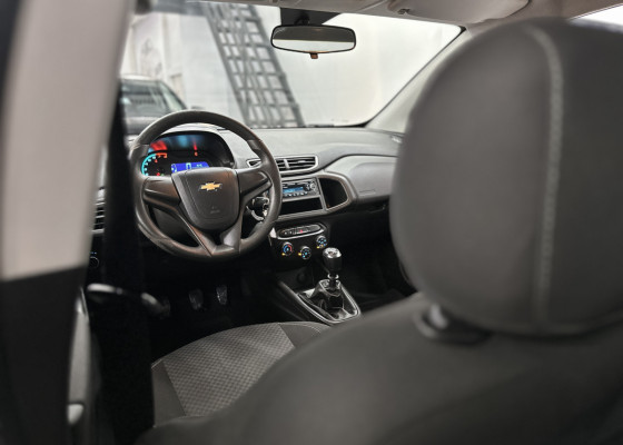GM - Chevrolet ONIX HATCH LT 1.0 8V FlexPower 5p Mec. 2018 Flex