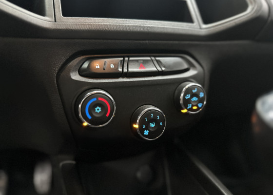 GM - Chevrolet ONIX HATCH LT 1.0 8V FlexPower 5p Mec. 2018 Flex