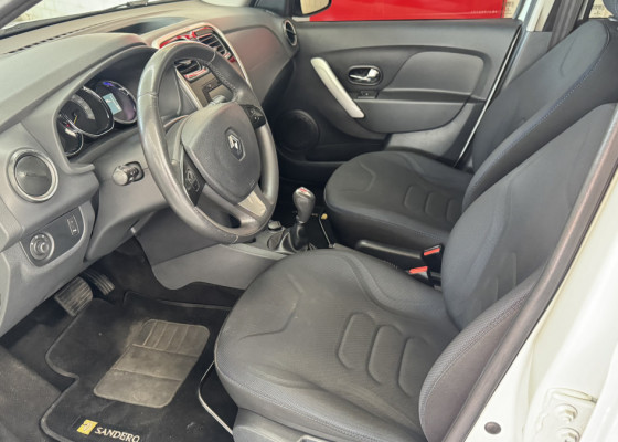Renault SANDERO Dyna. EasyR Hi-Flex 1.6 8V 2016 Flex