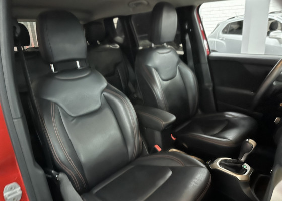 Jeep Renegade Sport 1.8 4x2 Flex 16V Aut. 2016 Flex