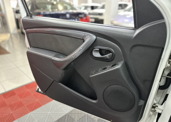Renault DUSTER TECHROAD 2.0 Hi-Flex 16V Aut. 2014 Flex
