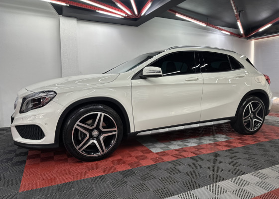Mercedes-Benz GLA 250 Sport 2.0 TB 16V 4x2  211cv Aut. 2015 Gasolina
