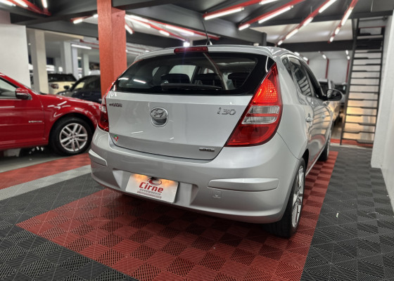 Hyundai i30 2.0 16V 145cv 5p Aut. 2011 Flex