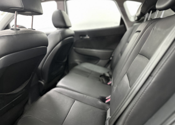 Hyundai i30 2.0 16V 145cv 5p Aut. 2011 Flex