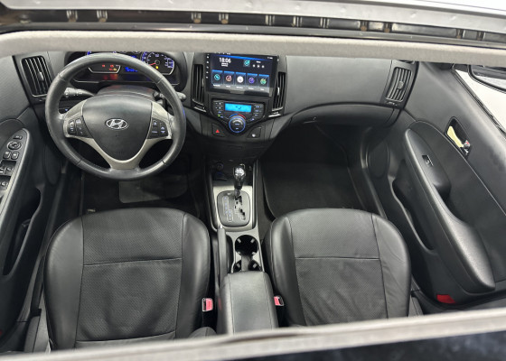 Hyundai i30 2.0 16V 145cv 5p Aut. 2011 Flex