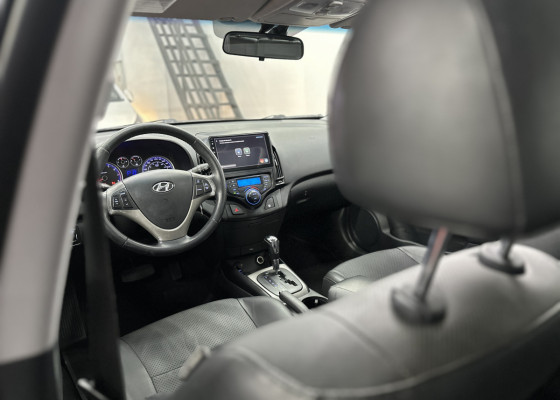 Hyundai i30 2.0 16V 145cv 5p Aut. 2011 Flex