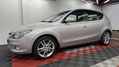 Hyundai i30 2.0 16V 145cv 5p Aut. 2011 Flex
