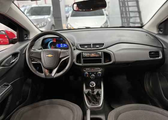 GM - Chevrolet ONIX HATCH LT 1.0 8V FlexPower 5p Mec. 2013 Flex