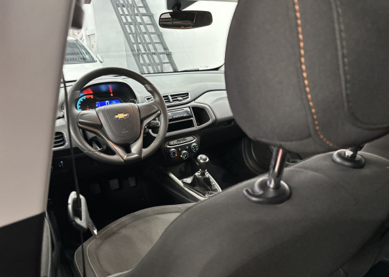 GM - Chevrolet ONIX HATCH LT 1.0 8V FlexPower 5p Mec. 2013 Flex