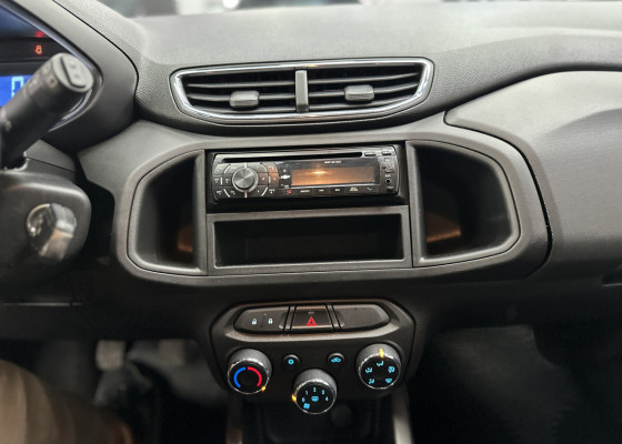 GM - Chevrolet ONIX HATCH LT 1.0 8V FlexPower 5p Mec. 2013 Flex