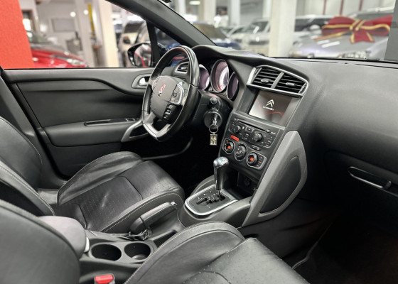Citroën DS4 1.6 Turbo 16V 5p Aut. 2014 Gasolina