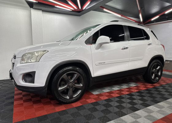 GM - Chevrolet TRACKER LTZ 1.8 16V Flex 4x2 Aut. 2015 Flex
