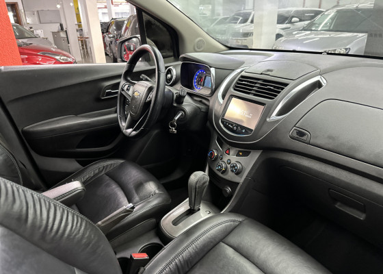 GM - Chevrolet TRACKER LTZ 1.8 16V Flex 4x2 Aut. 2015 Flex