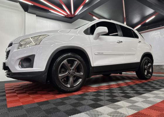 GM - Chevrolet TRACKER LTZ 1.8 16V Flex 4x2 Aut. 2015 Flex