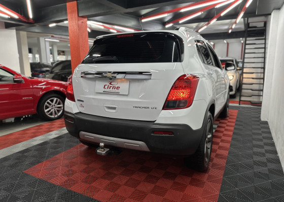 GM - Chevrolet TRACKER LTZ 1.8 16V Flex 4x2 Aut. 2015 Flex