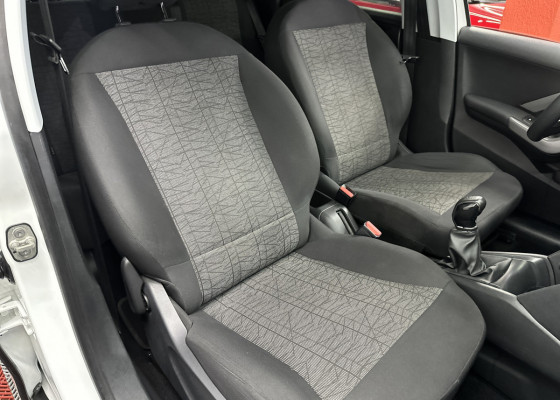 Peugeot 208 Active 1.2 Flex 12V 5p Mec. 2020 Flex