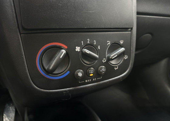 GM - Chevrolet Corsa Hat. Maxx 1.4 8V ECONOFLEX 5p 2012 Flex
