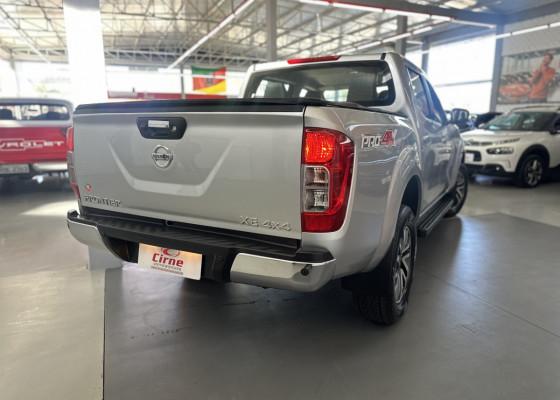 Nissan Frontier XE CD 4x4 2.3 Bi-TB Diesel Aut. 2020 Diesel