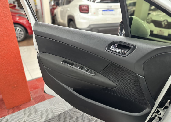 Peugeot 308 Allure 2.0 Flex 16V 5p Aut. 2015 Flex